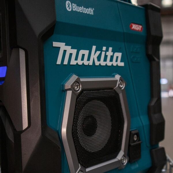 Makita MR002GZ 12V Max / 40V Max Li-ion CXT/LXT/XGT Job Site Radio with Bluetooth – Batteries and Charger Not Included