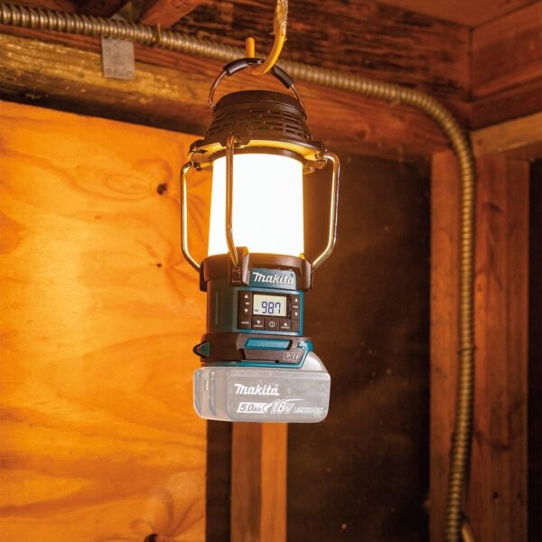 Makita DMR055 14.4V/18V Li-ion LXT Radio with Lantern – Batteries and Charger Not Included [Energy Class A+]