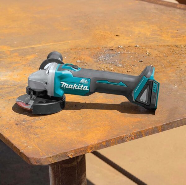 Makita DGA504Z 18V Li-ion LXT Brushless 125mm Angle Grinder – Batteries and Charger Not Included