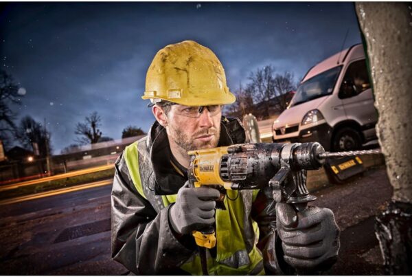 DEWALT D25133K-GB SDS Plus 3 Mode Hammer Drill, 26mm Ø, 240V, 33.5cm x 21cm x 7.5cm