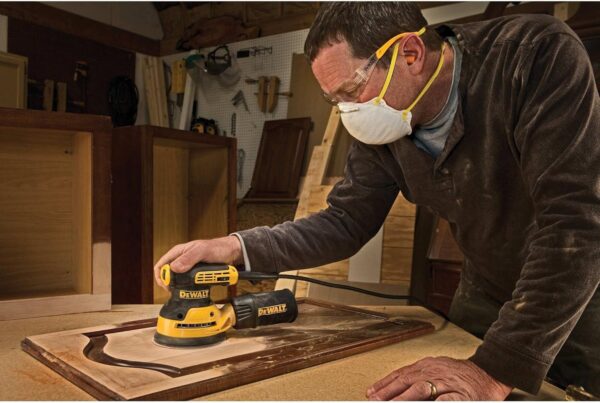 DEWALT DWE6423-GB Sander Eccentric, 240V Corded 125mm