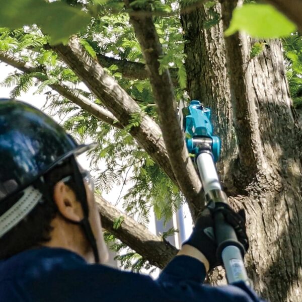 Makita DUA200Z 18V Li-ion LXT Brushless 200 mm Polesaw, Batteries and Charger Not Included